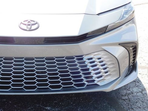Used 2025 Toyota Camry XSE w/ Premium Package FWD image 9