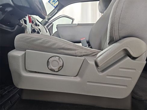 Used 2014 Ford F150 XLT image 31