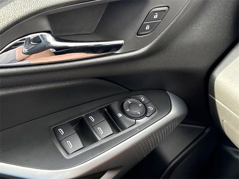 New 2026 Chevrolet Trax LS w/ LS Convenience Package image 14