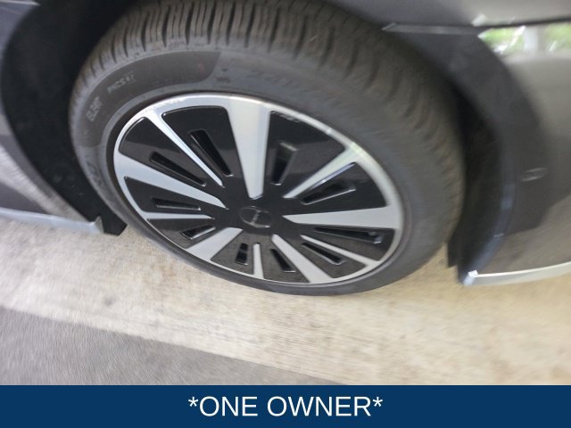 Used 2026 Lucid Air Pure RWD image 3