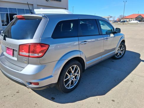 Used 2019 Dodge Journey GT FWD image 6