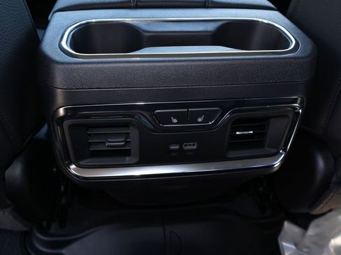 New 2026 GMC Sierra 1500 Denali AWD/4WD image 11