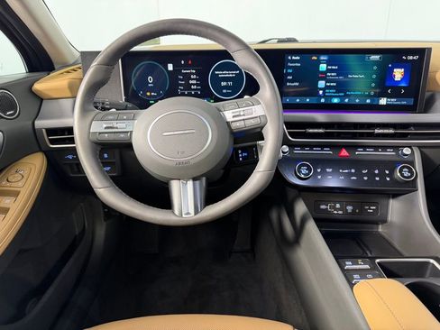 Used 2025 Hyundai Sonata Limited image 13