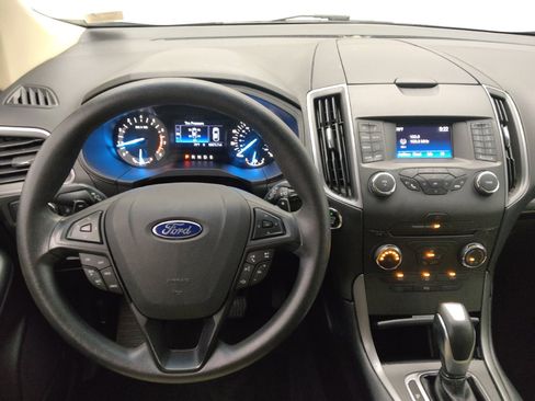 Used 2017 Ford Edge SE FWD image 22