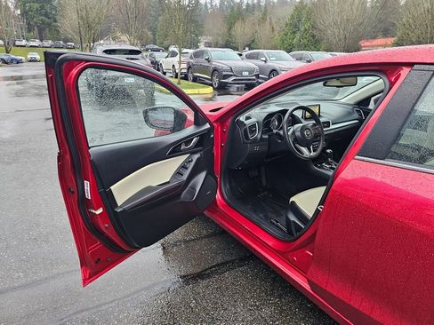 Used 2014 MAZDA MAZDA3 s Grand Touring image 20