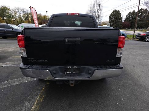 Used 2013 Toyota Tundra 4x4 CrewMax image 4