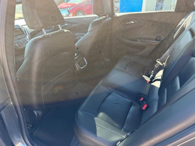 Certified 2017 Chevrolet Malibu LT w/ Leather Package FWD image 29