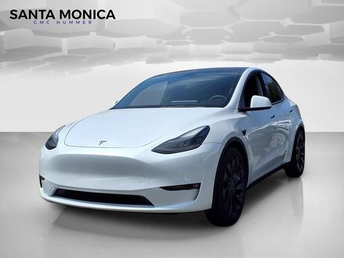 Used 2022 Tesla Model Y Performance AWD/4WD image 1