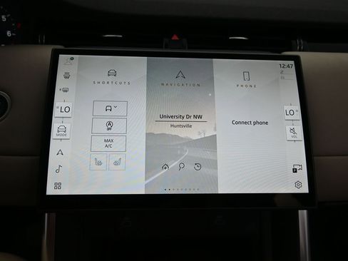 Used 2025 Land Rover Discovery Sport S image 22