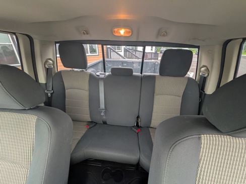 Used 2011 RAM 1500 Classic SLT w/ Remote Start & Security Group AWD/4WD image 29