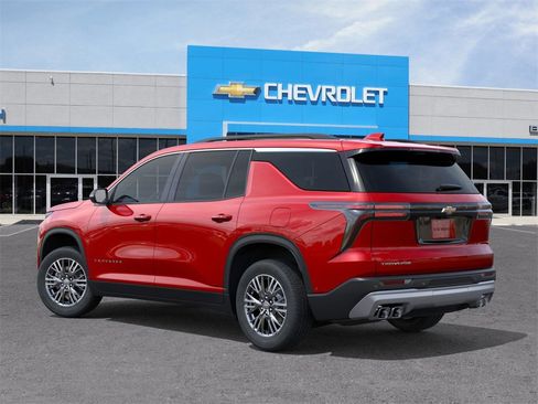 New 2026 Chevrolet Traverse LT w/ Driver Confidence Package image 3