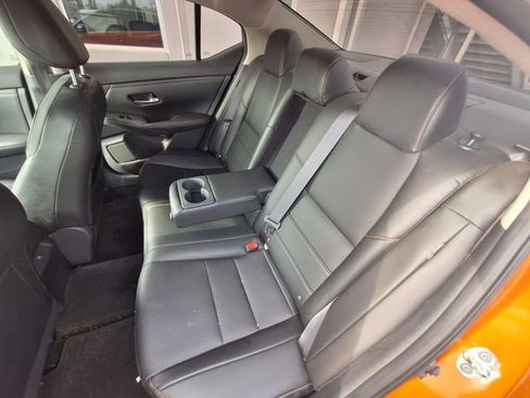 Certified 2021 Nissan Sentra SR w/ SR Premium Package image 16