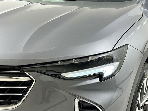 Used 2022 Buick Envision Essence w/ Safety Package image 20