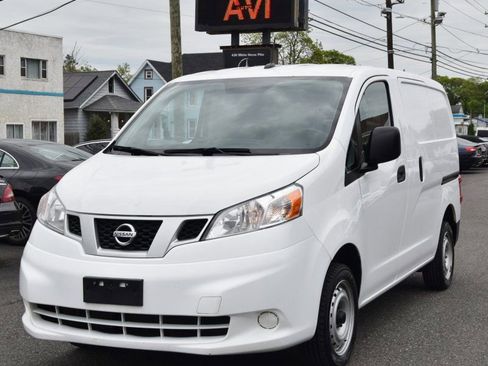 Used 2020 Nissan NV200 S w/ Back Door Glass Package FWD image 5