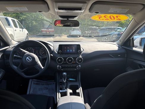 Certified 2025 Nissan Sentra S FWD image 13