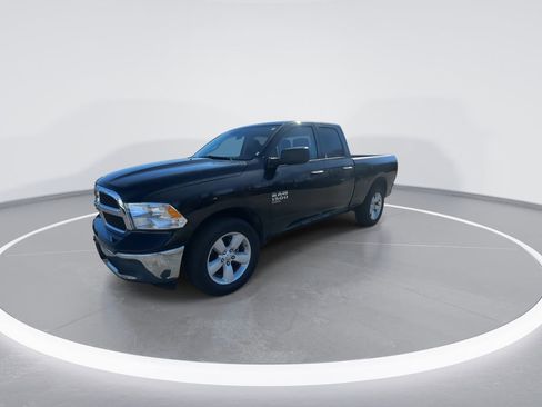 Used 2024 RAM 1500 Classic SLT image 4