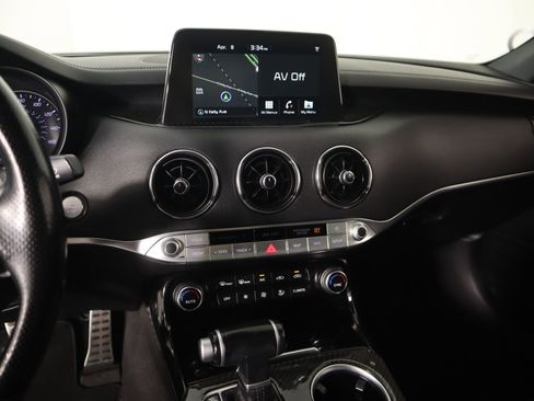 Used 2020 Kia Stinger GT-Line w/ Sun & Sound Package image 5