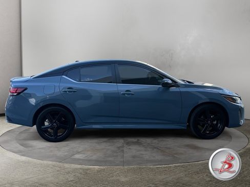 Used 2024 Nissan Sentra SR FWD image 8