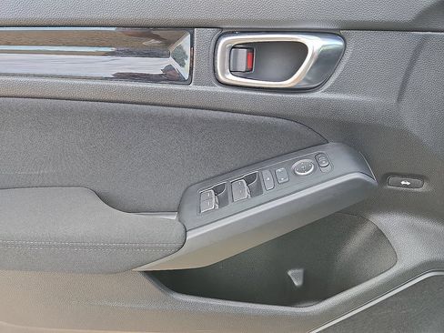 Used 2025 Honda Civic Sport image 20