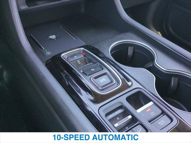 Certified 2025 Honda Pilot Touring image 20