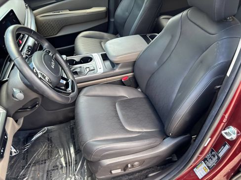 Used 2026 Kia Carnival FWD image 39