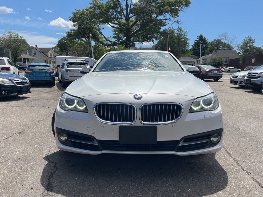 Used 2016 BMW 535i xDrive Sedan AWD/4WD image 2