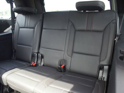 Used 2022 Chevrolet Tahoe RST w/ Sport Performance Package AWD/4WD image 16