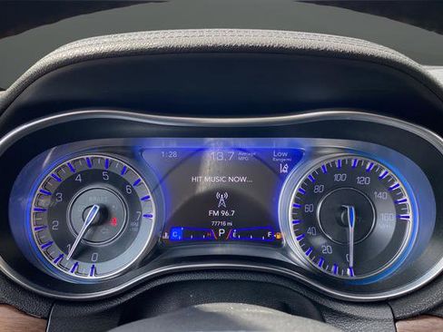 Used 2020 Chrysler 300 C w/ Sun, Sound & Nav Package RWD image 17