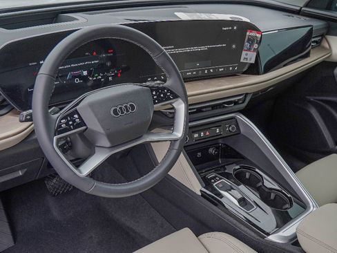 New 2025 Audi Q5 Premium Plus image 7