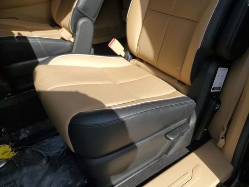 Used 2020 Kia Sedona EX FWD image 25