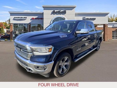 Used 2022 RAM 1500 Laramie AWD/4WD image 4