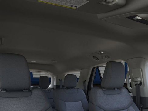 New 2025 Ford Explorer Active image 24