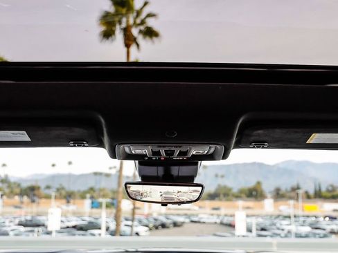 Used 2024 GMC Sierra 1500 Denali Ultimate image 18