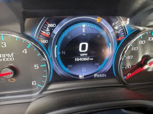 Used 2018 GMC Yukon Denali w/ Denali Ultimate Package AWD/4WD image 11