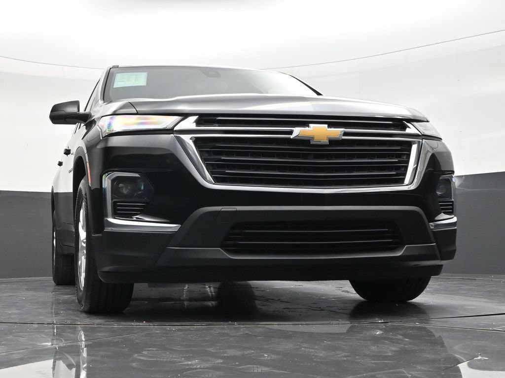 Used 2023 Chevrolet Traverse LS FWD image 27