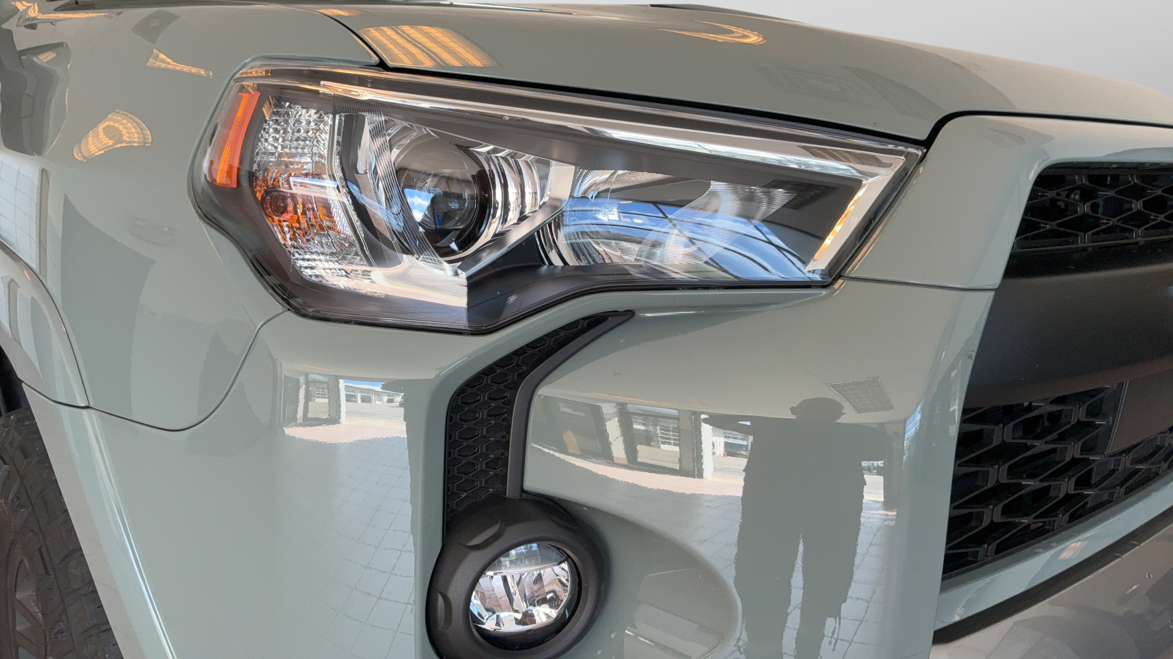 Used 2023 Toyota 4Runner TRD Off-Road Premium w/ Moonroof Package AWD/4WD image 55