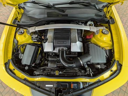 Used 2015 Chevrolet Camaro SS RWD image 20
