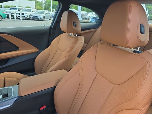 Used 2025 BMW 230i Coupe RWD image 12