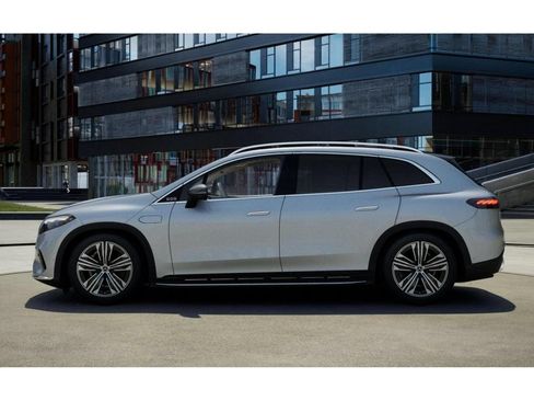 New 2026 Mercedes-Benz EQS 400 4MATIC SUV image 34