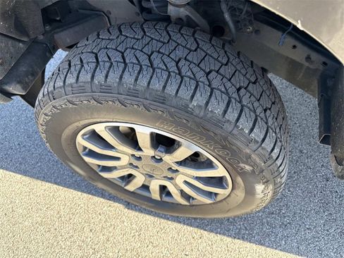 Used 2021 Ford Ranger Lariat w/ Equipment Group 501A High image 30