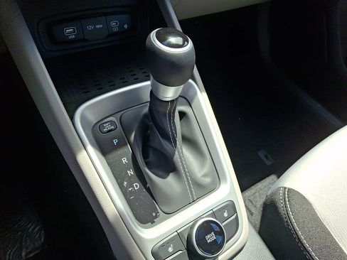 New 2026 Hyundai Venue SEL FWD image 11