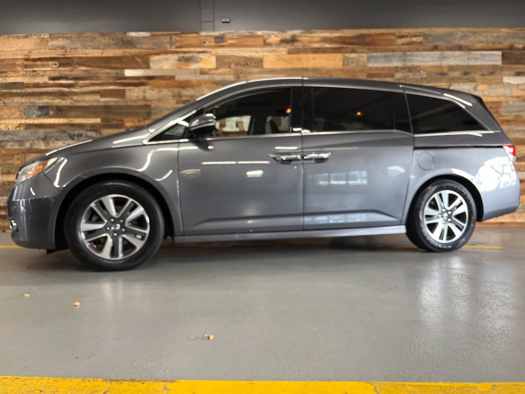 Used 2017 Honda Odyssey Touring image 13