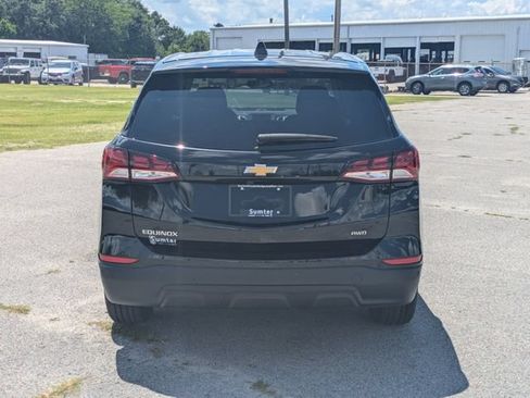 Used 2024 Chevrolet Equinox LS w/ LS Convenience Package AWD/4WD image 4