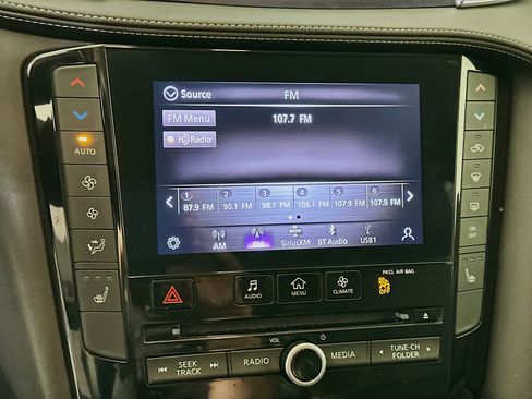 Used 2023 INFINITI QX50 Luxe image 19