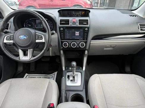 Used 2017 Subaru Forester 2.5i Limited AWD/4WD image 12