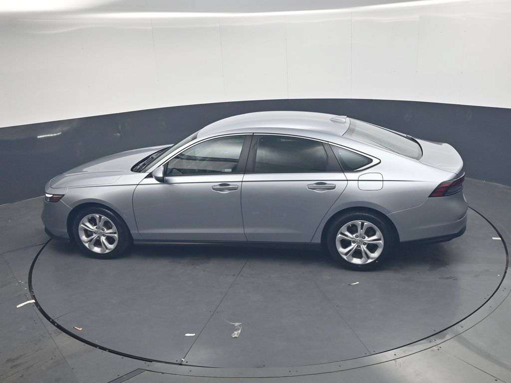 Used 2023 Honda Accord LX image 19