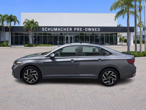 Used 2024 Volkswagen Jetta SEL image 4