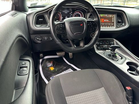 Used 2022 Dodge Challenger R/T Scat Pack w/ Dynamics Package image 12