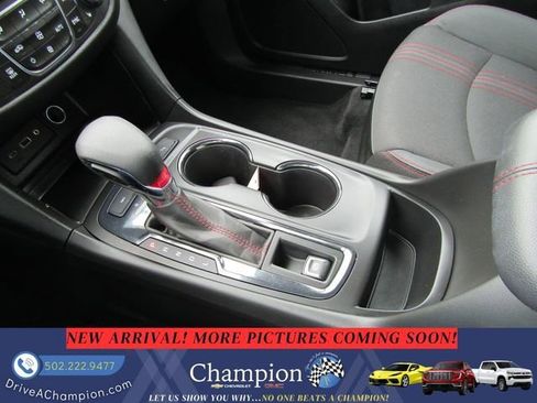 Used 2023 Chevrolet Equinox RS AWD/4WD image 16