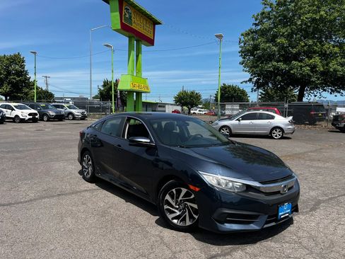 Used 2017 Honda Civic EX image 1